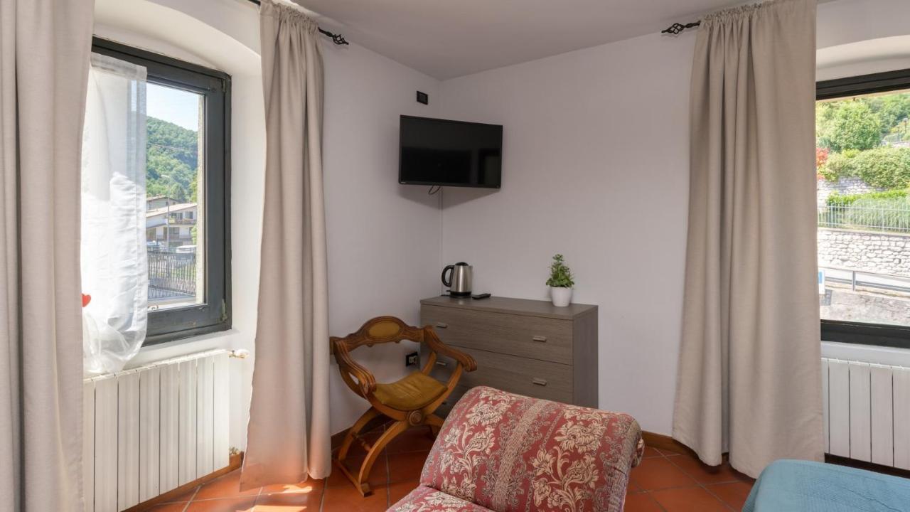 B&B Lawanda Idro Εξωτερικό φωτογραφία